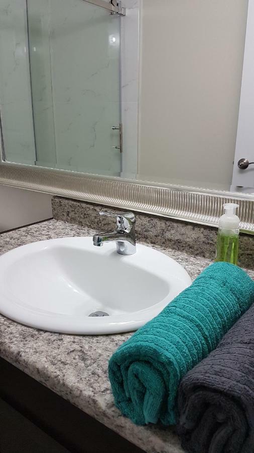 Metropolis Metrotown Area Lovely Place 2 Or 1 Bedrooms Suite Нью-Вестмінстер Екстер'єр фото